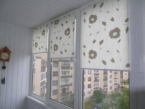 Установка рулонных штор на пластиковые окна в Сергиевом Посаде